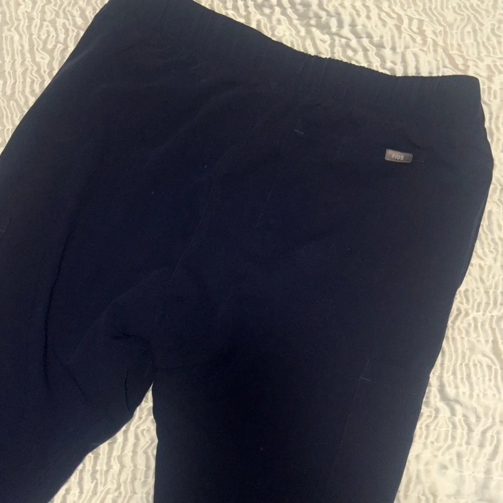 Men’s figs Leon technical cargo pants mens XL color 1280 Navy Blue pristine